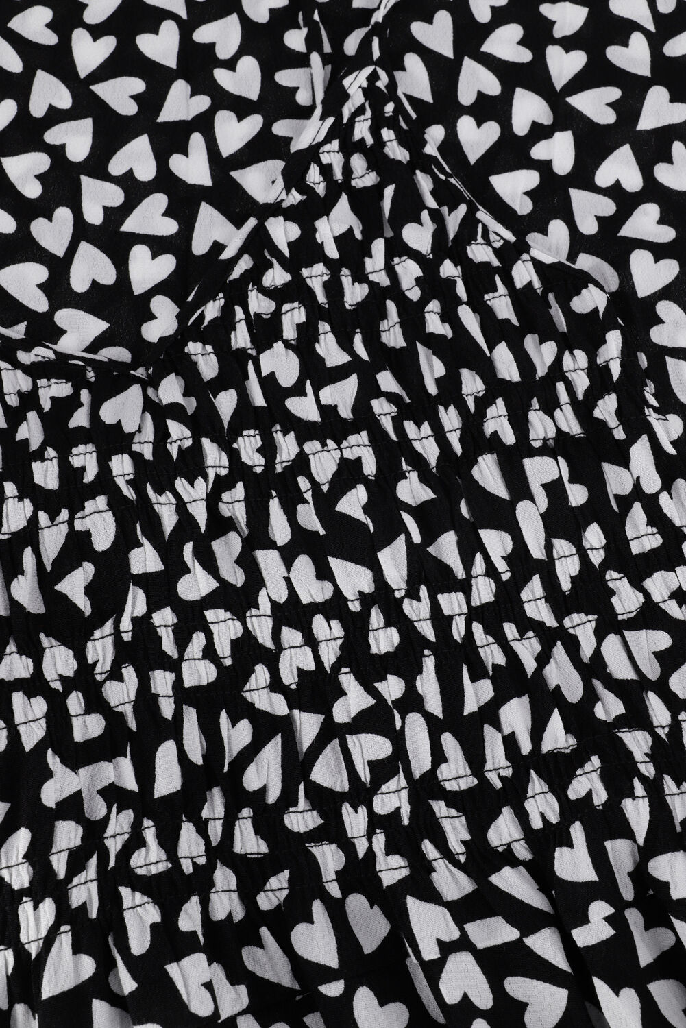 Schwarze COLOURFUL REBEL Maxikleid SOPHIE HEART MAXI SMOCK DRESS - large