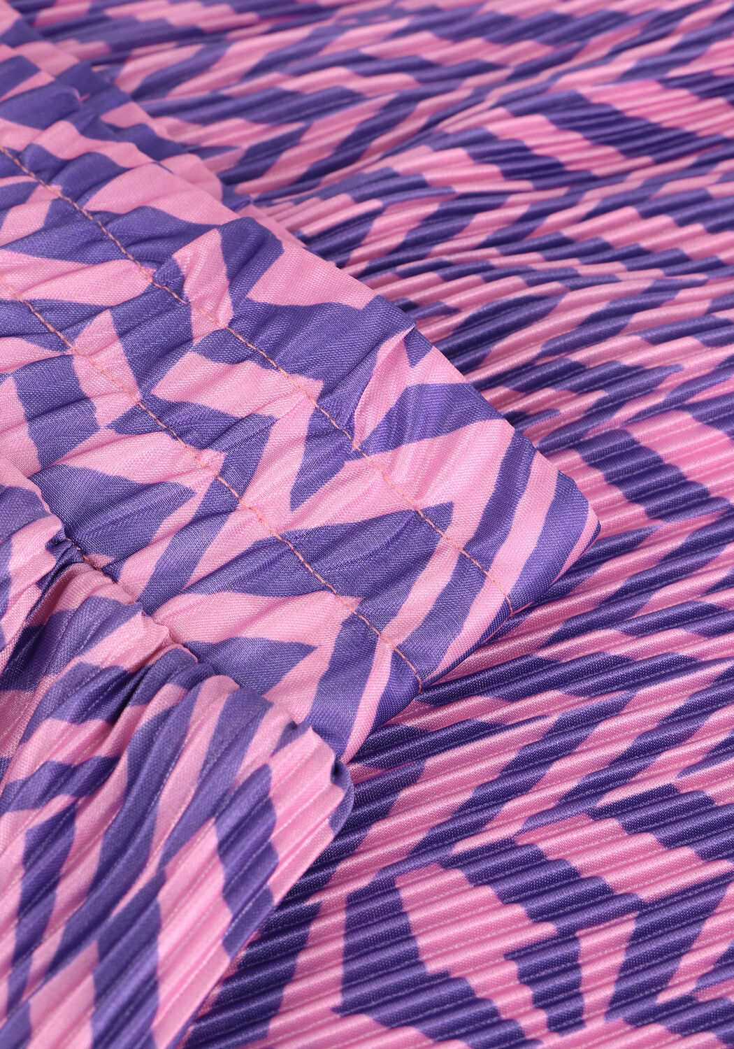 Lilane REFINED DEPARTMENT Weite Hose FLOWY PLISSE PANTS LOIS - large