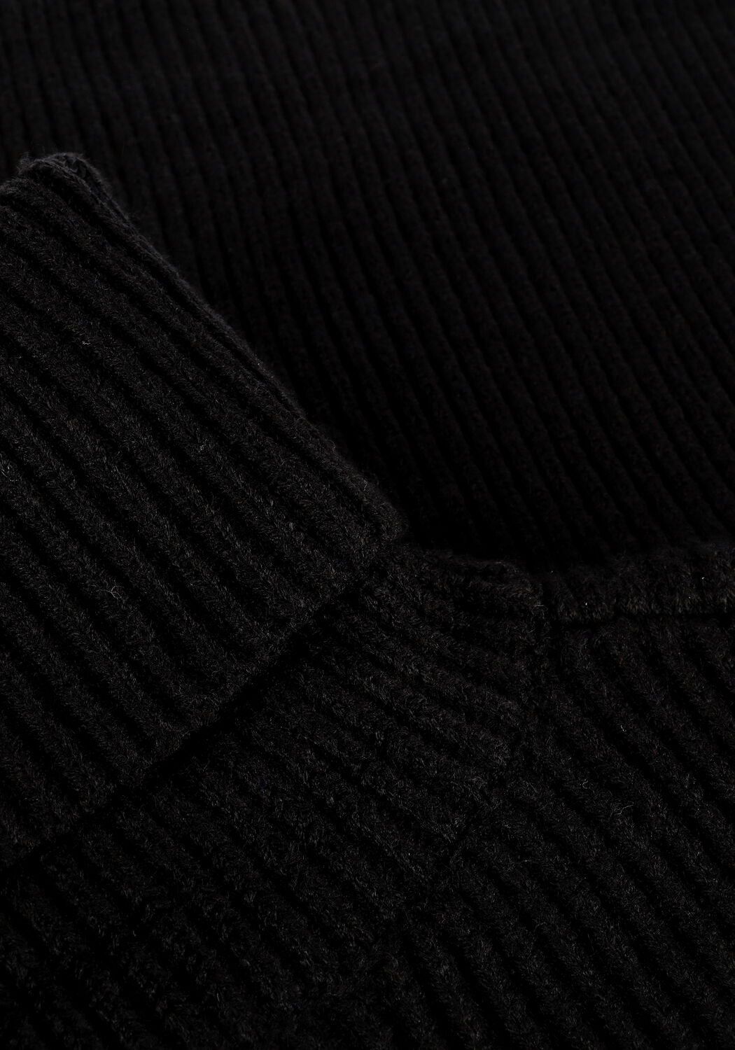 Schwarze RIANNE MEIJER x NA-KD Pullover HIGH NECK RIBBED SWEATER - large