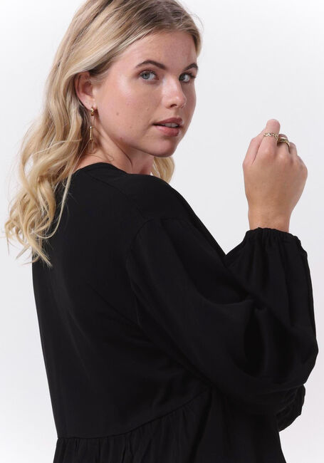 Schwarze MINIMUM Blusen LILASA 9611 - large