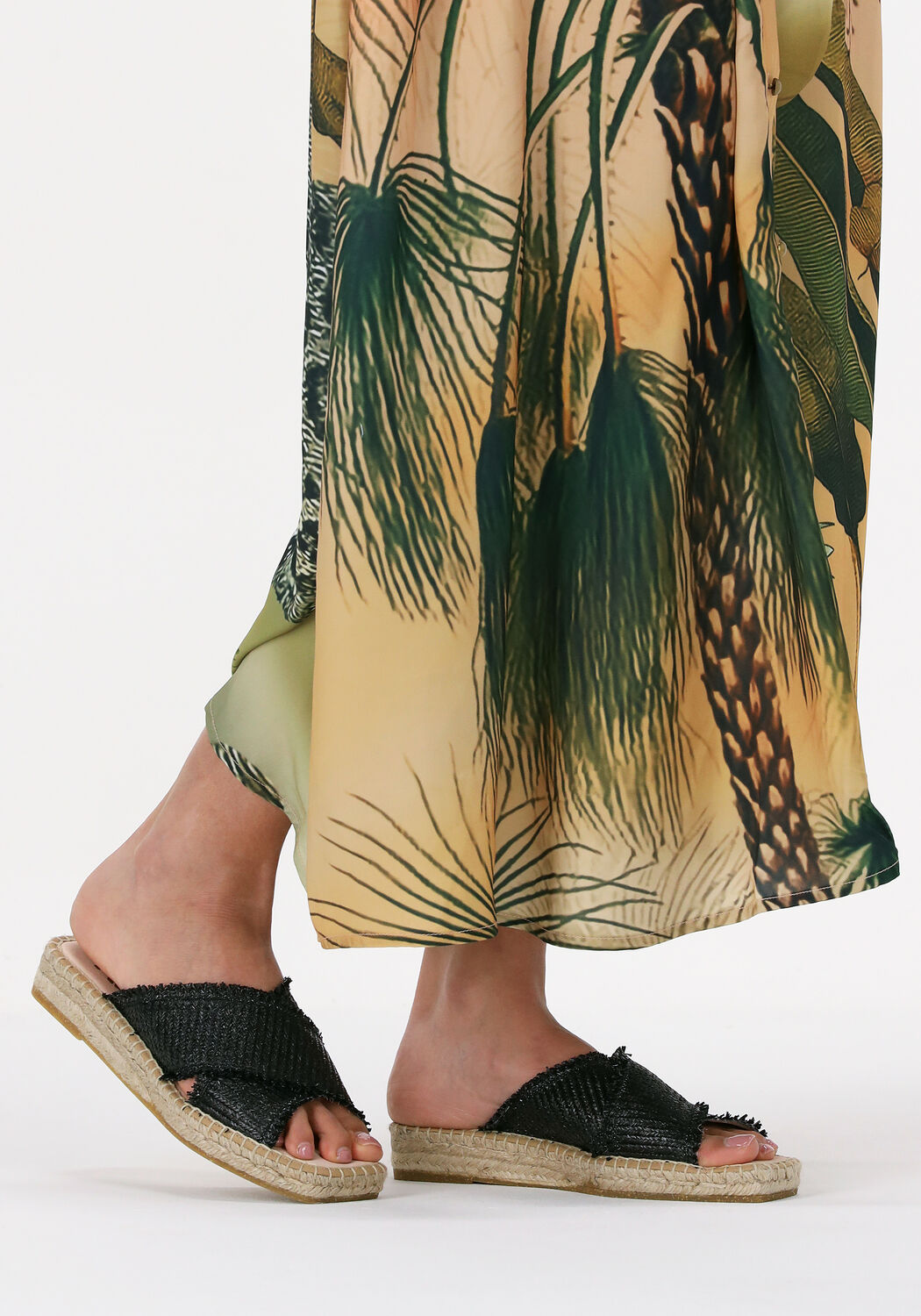 Schwarze KANNA Pantolette KV22056 - large