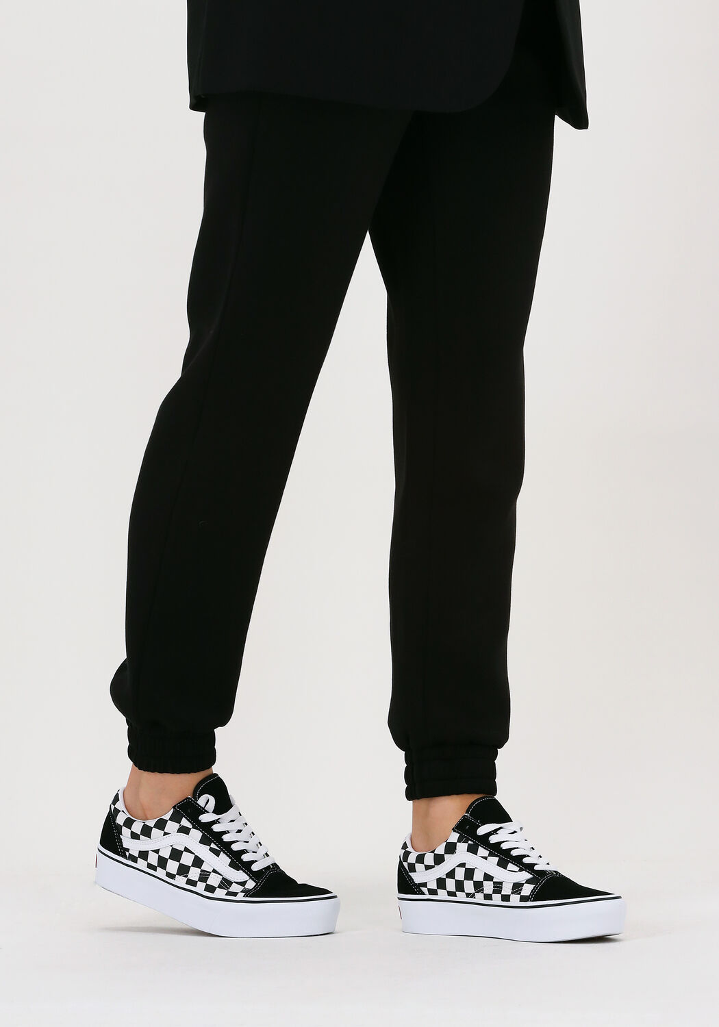 Schwarze VANS Sneaker Low UA OLD SKOOL PLATFORM - large