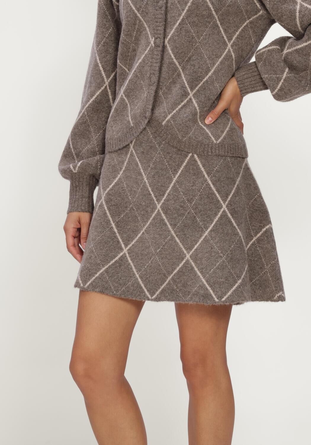 Taupe NOTRE-V Minirock NV-IESKE - large