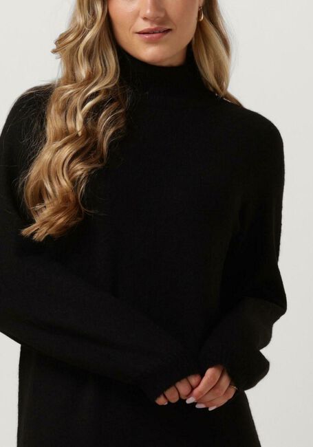 Schwarze Y.A.S. Midikleid YASBALIS LS FUNNEL KNIT DRESS - large