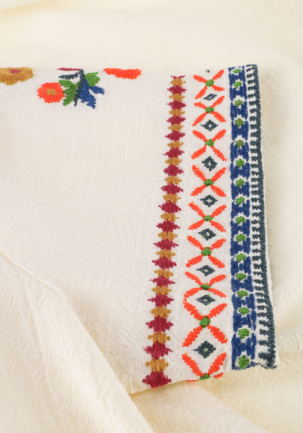 Wei&szlig;e LOUIZON Tops & T-shirts VONIGRI - large