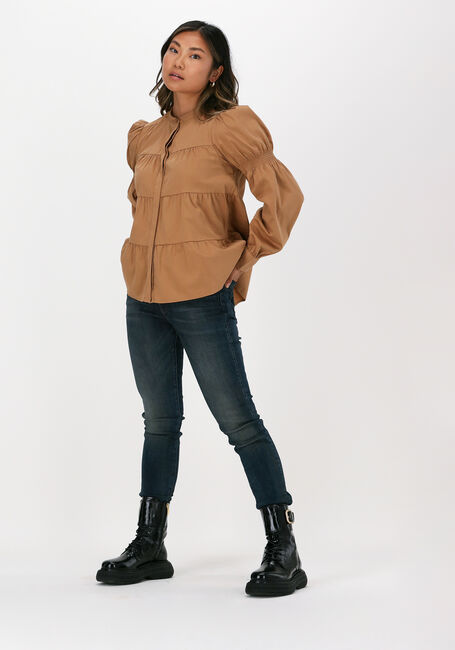 Camelfarbene LEVETE ROOM Blusen ISLA SOLID 15 - large