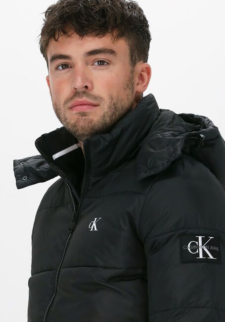 Schwarze CALVIN KLEIN Wattierte Jack ESSENTIALS NON DOWN JACKET - large
