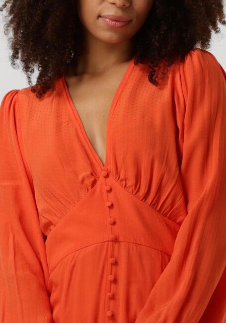 Orangene SECOND FEMALE Maxikleid EMUANUELLE SLIM DRESS - large