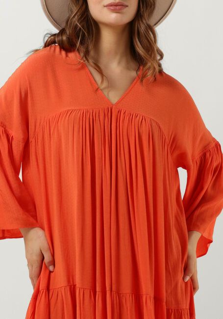 Orangene SECOND FEMALE Maxikleid EMUANUELLE SLIM DRESS - large