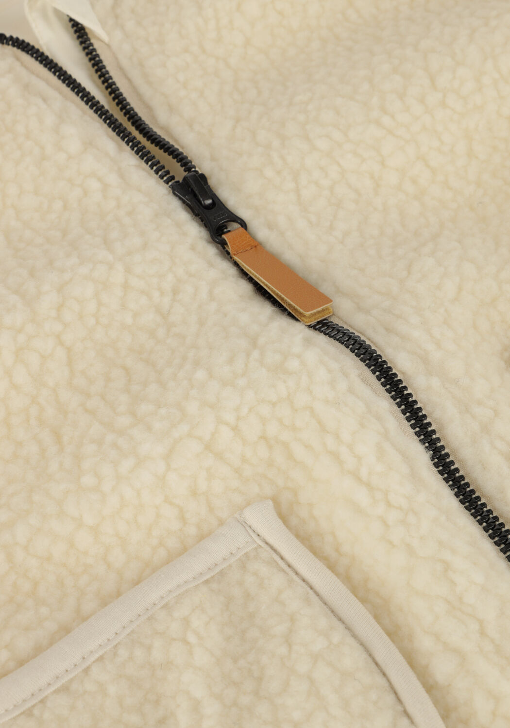 Wei&szlig;e LIL' ATELIER Jack NMNLAJO BOMBER JACKET LIL - large