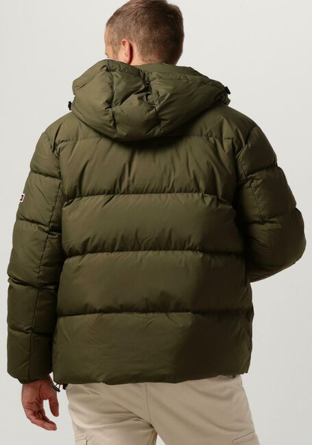 Grüne TOMMY JEANS Wattierte Jack TJM ESSENTIAL DOWN JACKET - large