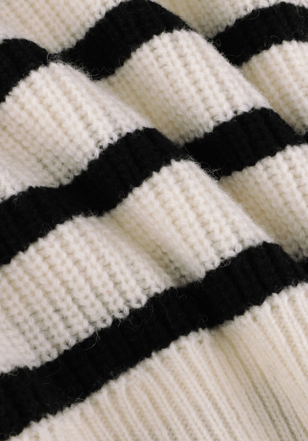 Wei&szlig;e SUNCOO Pullover PATSKI - large