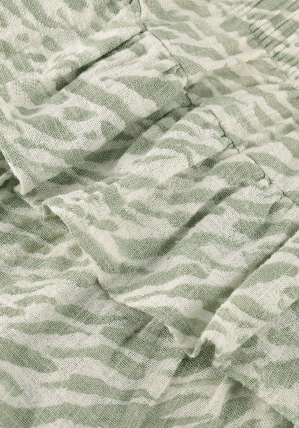 Gr&uuml;ne PLAY UP Kurze Hose PRINTED WOVEN SKORT - large