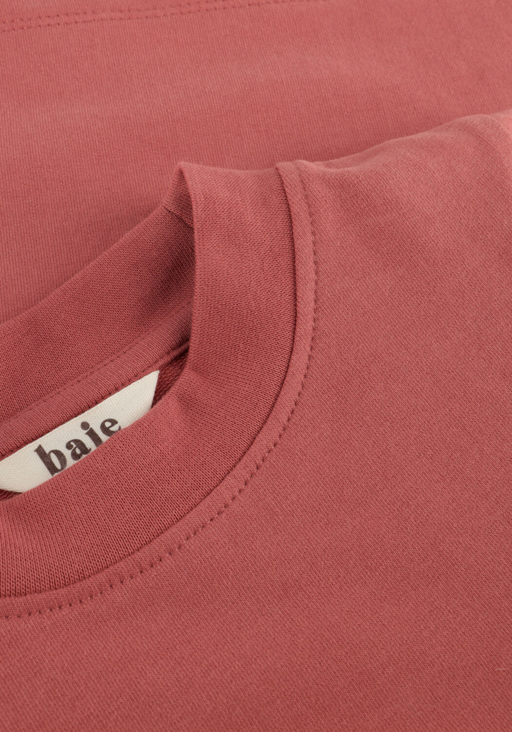 Rote BAJE STUDIO T-shirt LEON - large