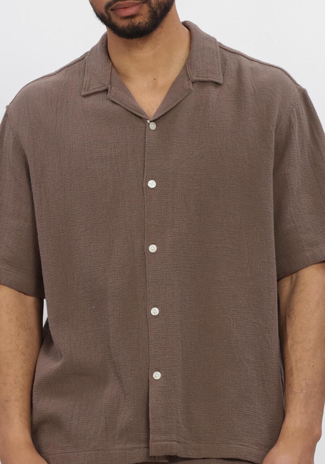Braune SELECTED MEN Hemden SLHRLXCAL SS SHIRT RESORT - large