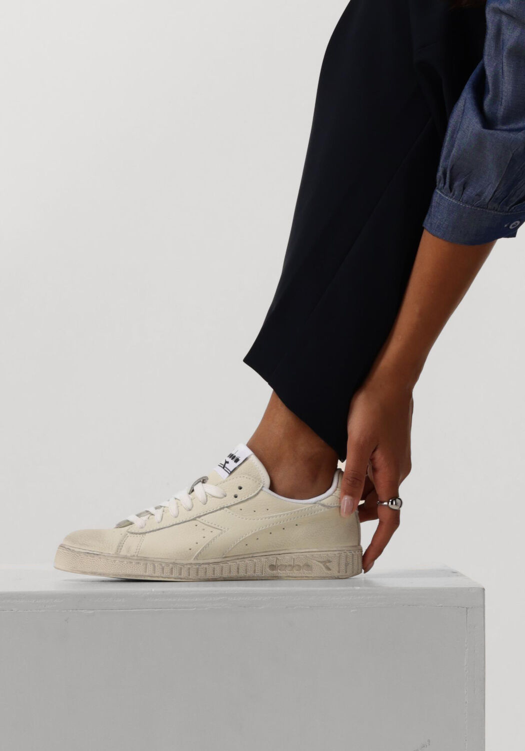 Wei&szlig;e DIADORA Sneaker Low GAME L LOW WAXED WN - large