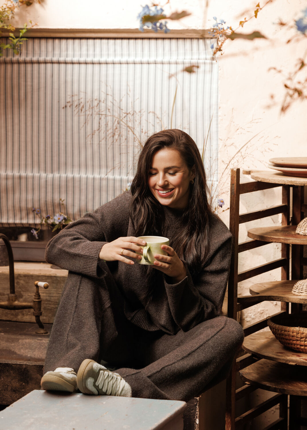 Braune OMODA ATELIER Weite Hose OM-IES X NINA - large