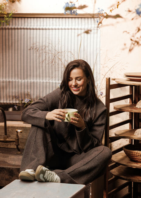 Braune OMODA ATELIER Weite Hose OM-IES X NINA - large