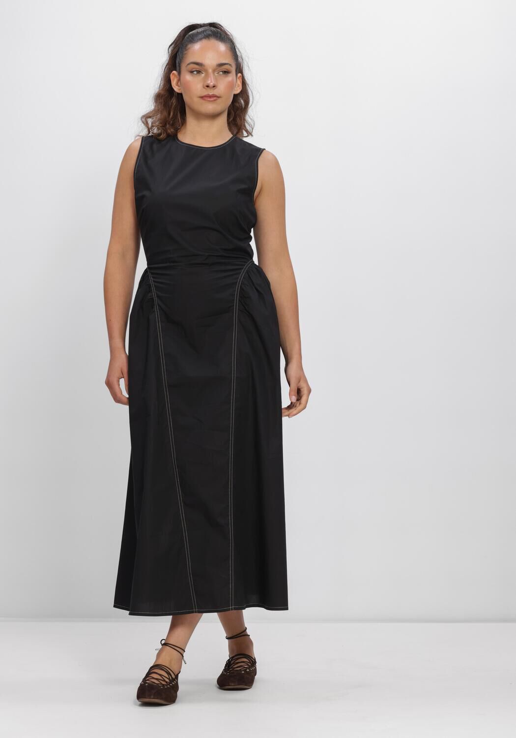 Schwarze SECOND FEMALE Kleider LARKINI SCULPTURED DRESS - large