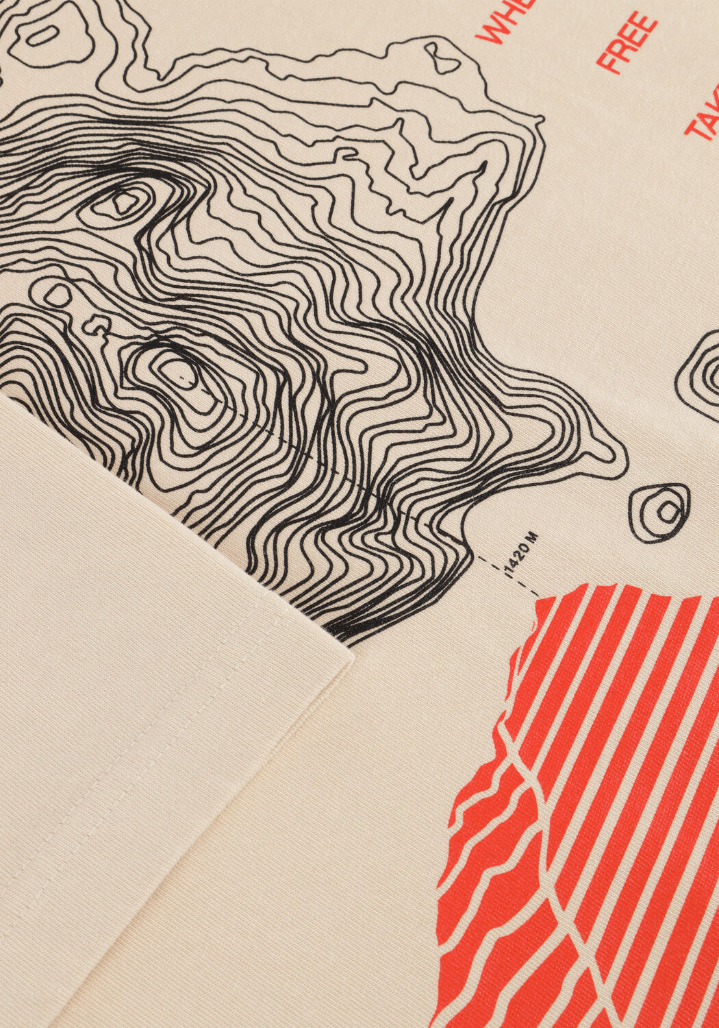 Beige PEAK PERFORMANCE T-shirt M GRAPHIC TEE - large