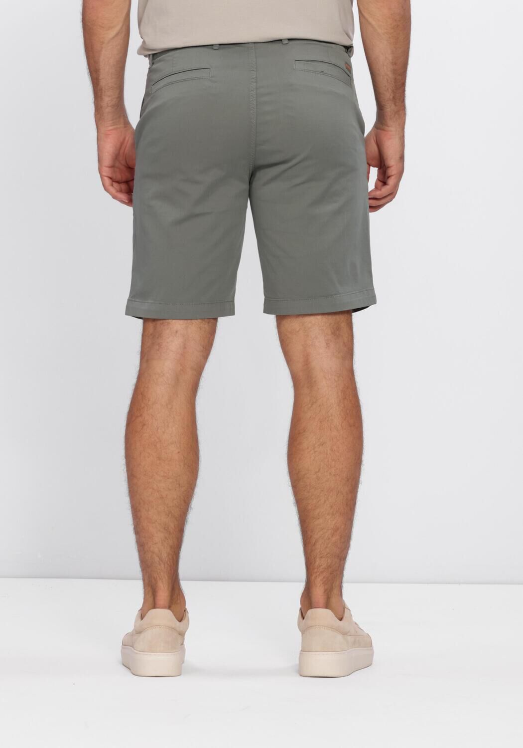 Gr&uuml;ne BOSS ORANGE Kurze Hose CHINO-SLIM-SHORT - large