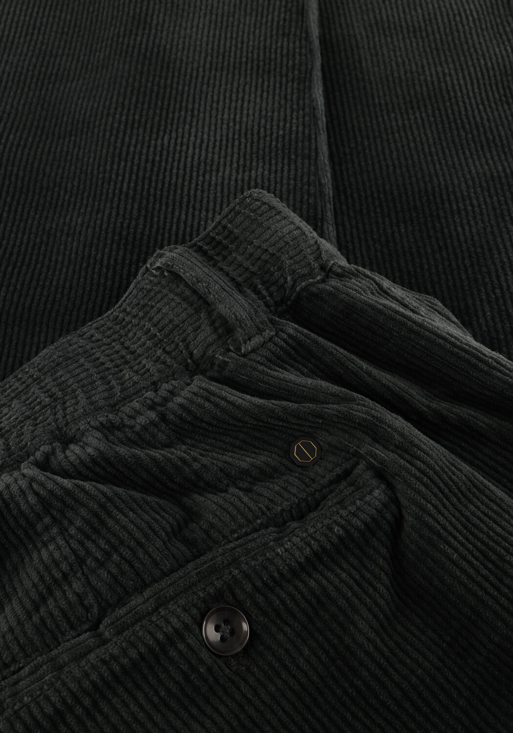 Graue DSTREZZED Chino LOGAN LT. WIDE RIB CHINO - large