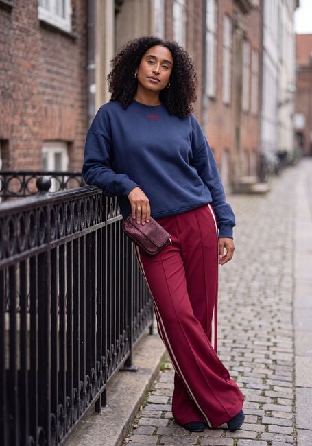 Dunkelblau POM AMSTERDAM Pullover SOPHIE BIG APPLAUSE - large