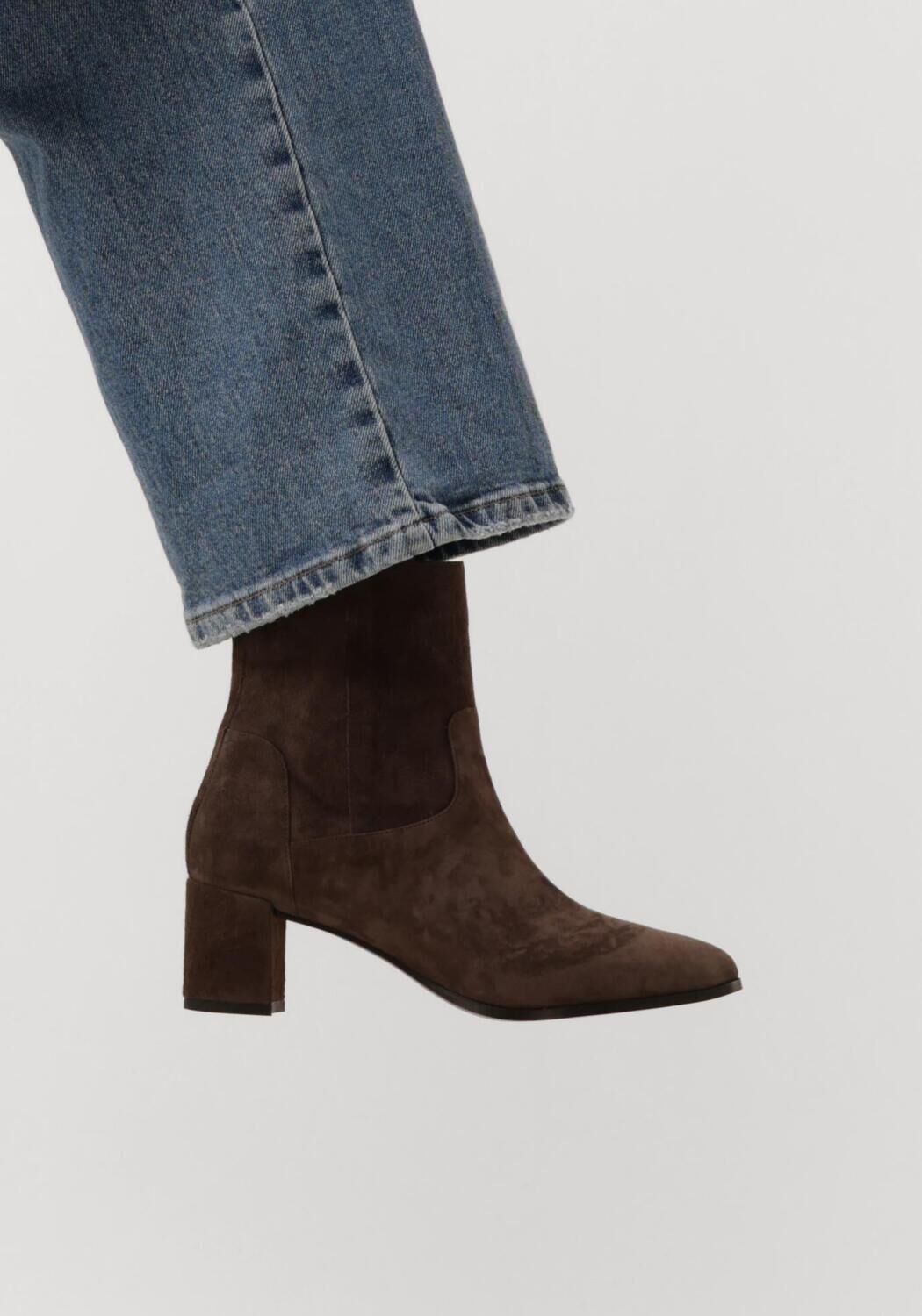 Braune NOTRE-V Stiefeletten 8543 - large