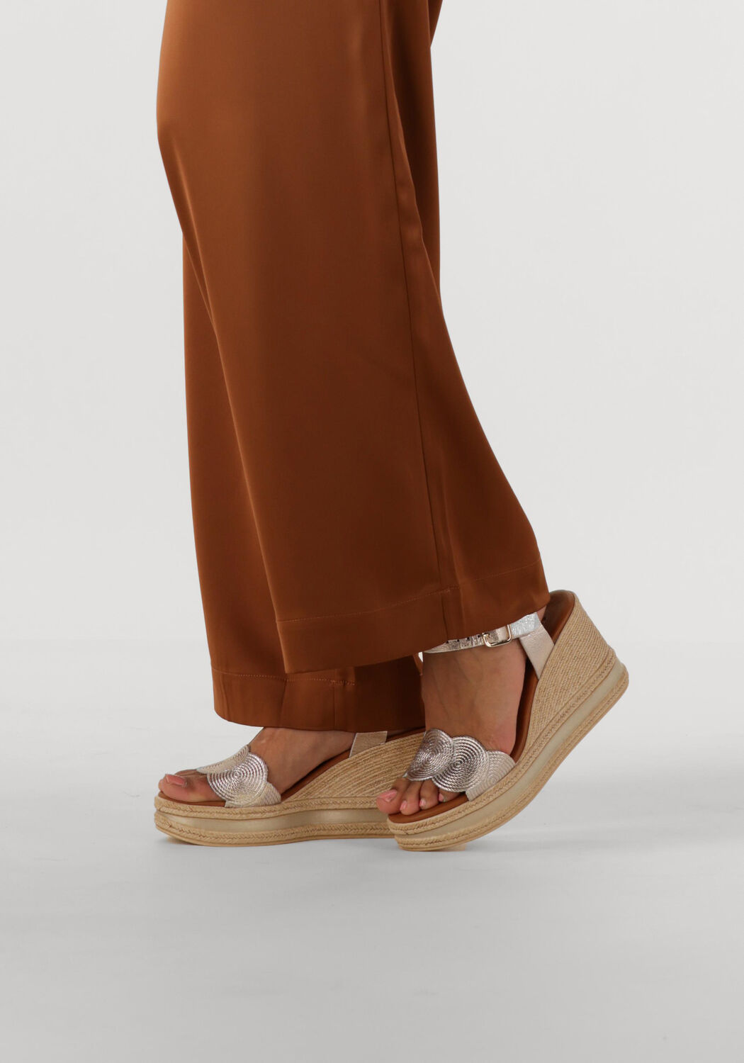 Goldfarbig STEFANO LAURAN Sandaletten mit Absatz 8734 - large