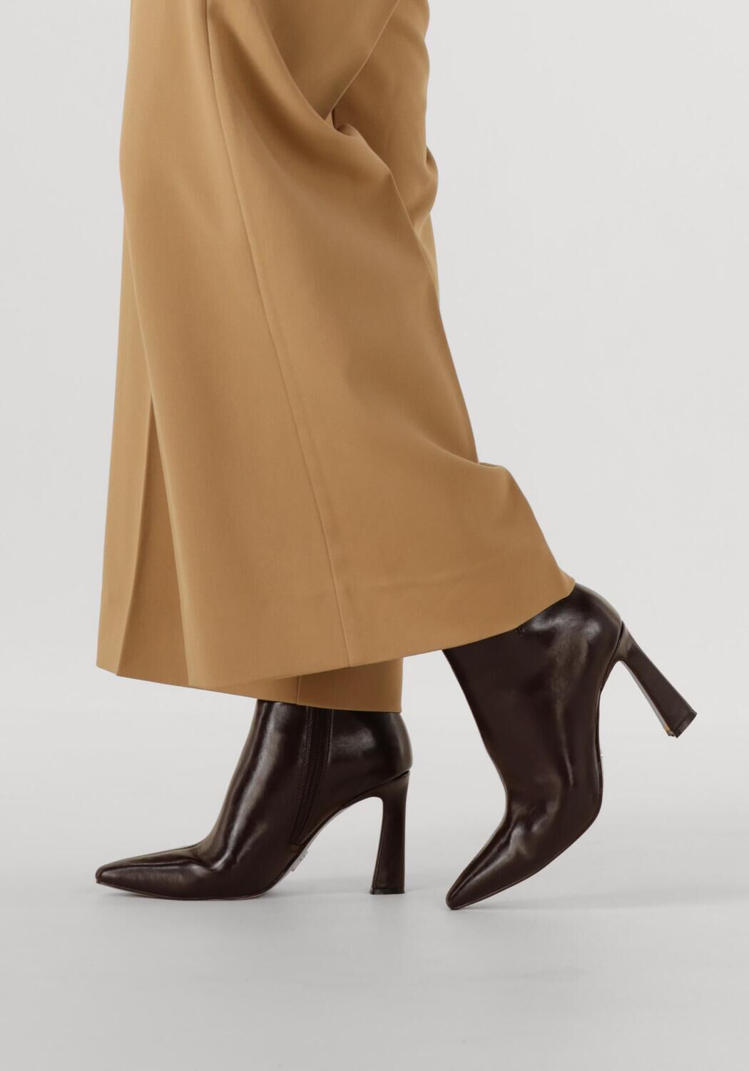 Braune STEVE MADDEN Stiefeletten STASHED - large