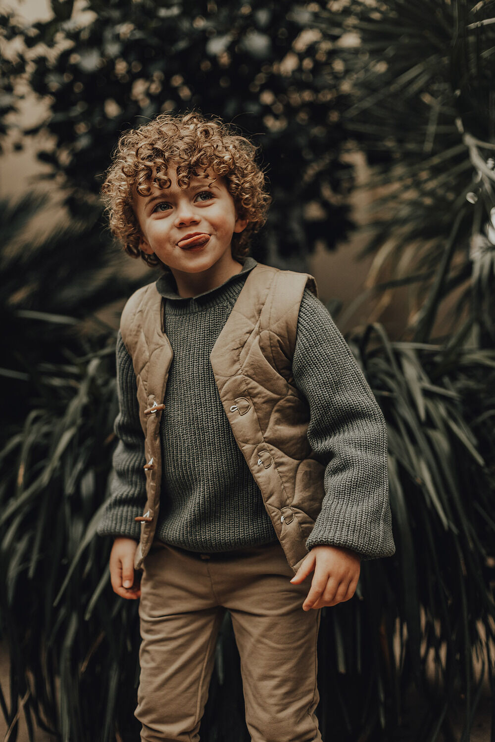 Gr&uuml;ne BAJE STUDIO Bodywarmer HARBOUR - large