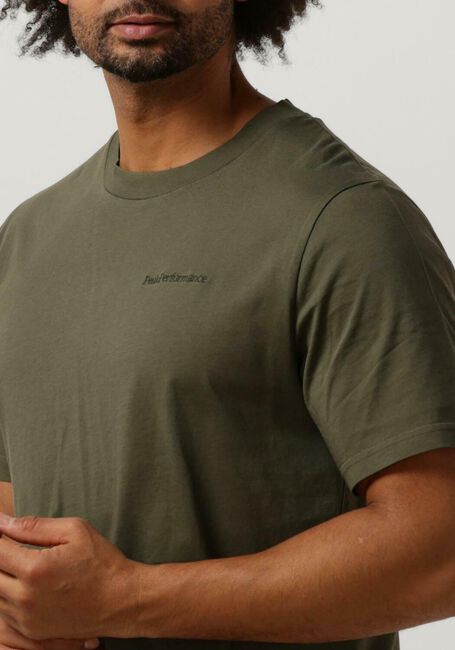 Gr&uuml;ne PEAK PERFORMANCE T-shirt M ORIGINAL SMALL LOGO TEE - large