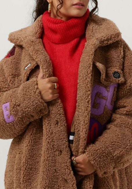 Cognacfarbene GOOSECRAFT Teddy-Jacke GC KATE BADGE JACKET - large