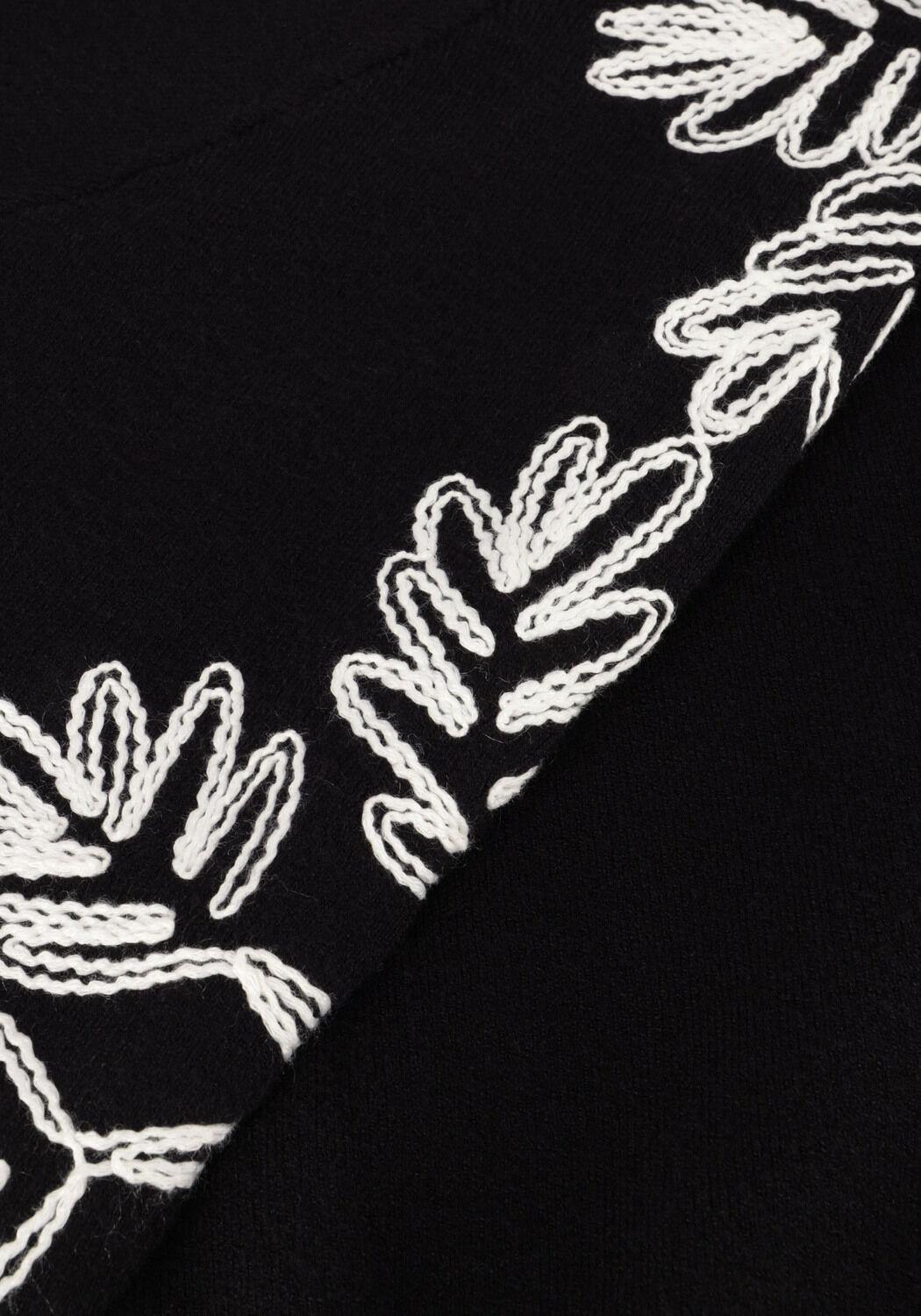 Schwarze OBJECT T-shirt OBJRASHIA KNIT 2/4 RE PULLOVER - large