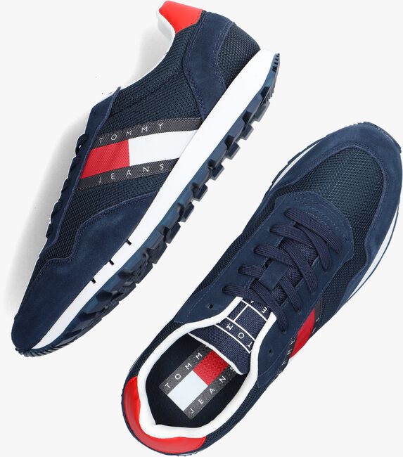 Blaue TOMMY JEANS Sneaker low TOMMY JEANS RETRO RUNNER - large
