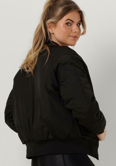 Schwarze ESMÉ STUDIOS Jack BLAIR SHORT JACKET - large