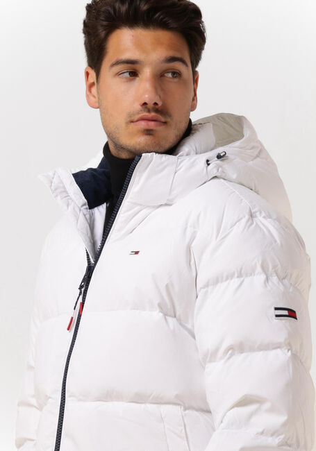 Weiße TOMMY JEANS Wattierte Jack TJM ESSENTIAL DOWN JACKET - large