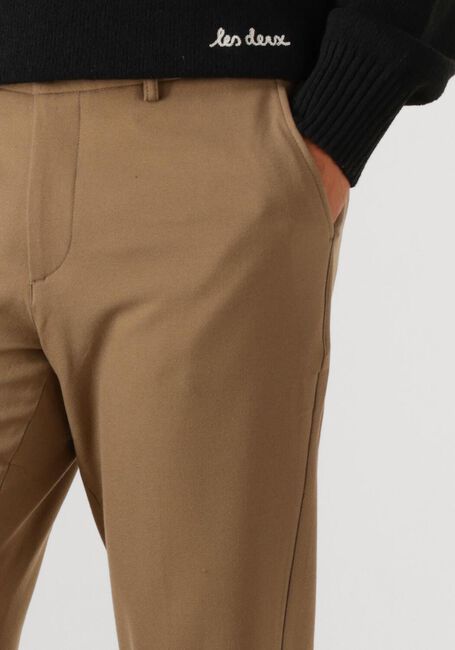 Sand LES DEUX Hose COMO REG SUIT PANTS - large