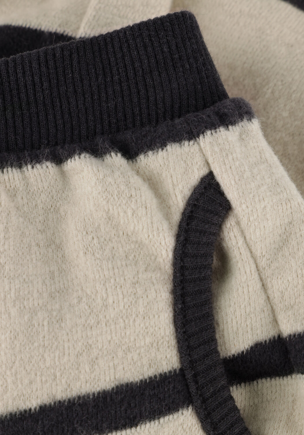 Beige PLAY UP Jogginghose STRIPED JERSEY LEGGING - large