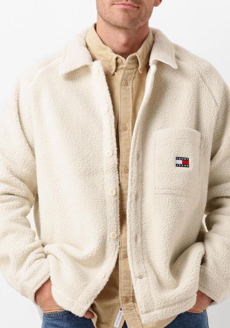 Weiße TOMMY JEANS Jack TJM XS BADGE TEDDY OVERSHIRT - large
