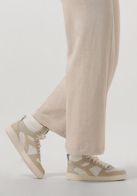 Weiße DIADORA Sneaker High MAGIC BASKET MID WOMAN - large