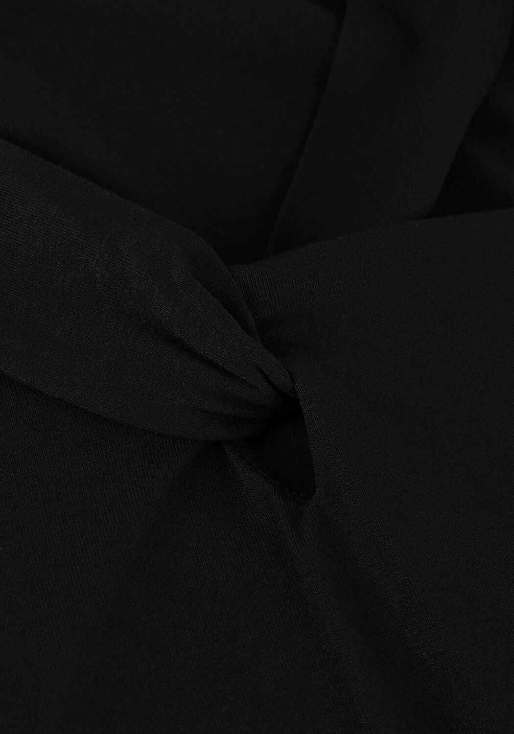 Schwarze JANSEN AMSTERDAM Top V130 JERSEY UNI TOP 3/4 SLEEVE KNOTDETAIL AT NECKLINE - large