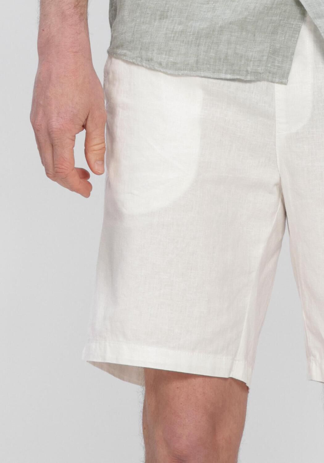 Wei&szlig;e MATINIQUE Kurze Hose MABARTON SHORT - large