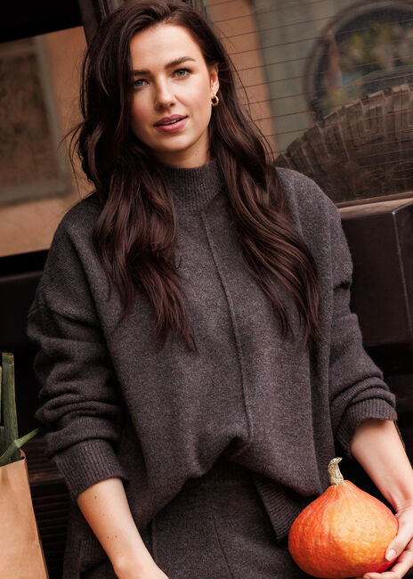 Braune OMODA ATELIER Pullover OM-SOOF X NINA - large