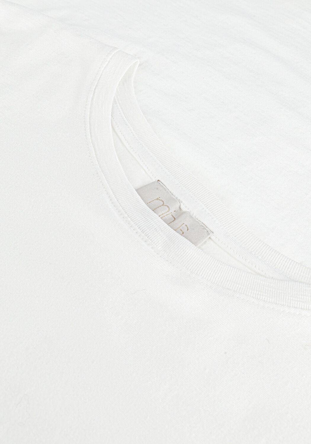Wei&szlig;e MINUS T-shirt LETI TEE - large