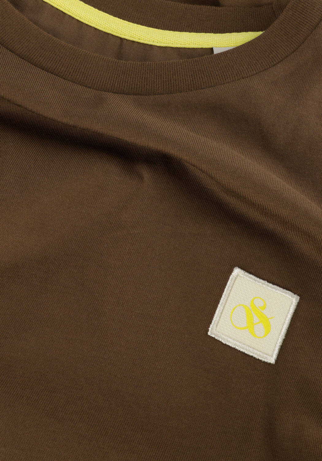 Gr&uuml;ne SCOTCH & SODA T-shirt ESSENTIAL LOGO BADGE T-SHIRT - large