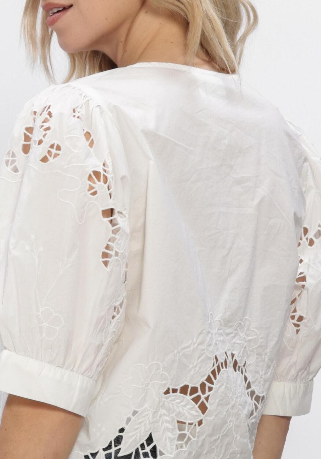 Wei&szlig;e ROUGE EDIT Tops & T-shirts ROUSCARLET 2/4 O-NECK TOP - large