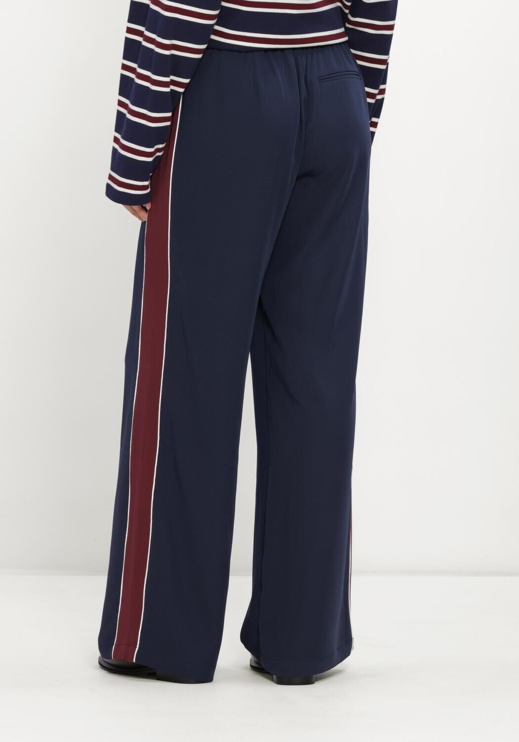 Dunkelblau CATWALK JUNKIE Weite Hose TRACKSUIT TROUSERS WITH PIPING - large