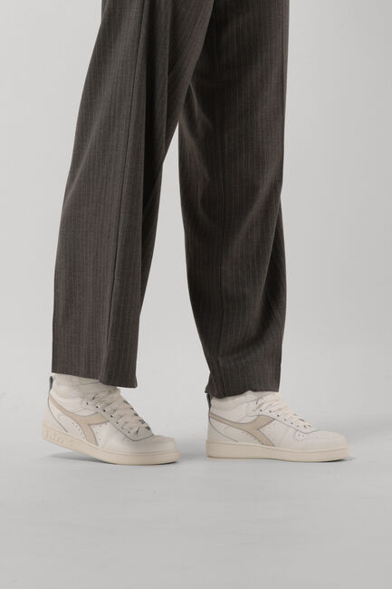 Weiße DIADORA Sneaker High MAGIC BASKET DEMI ICONA MID DAMES - large