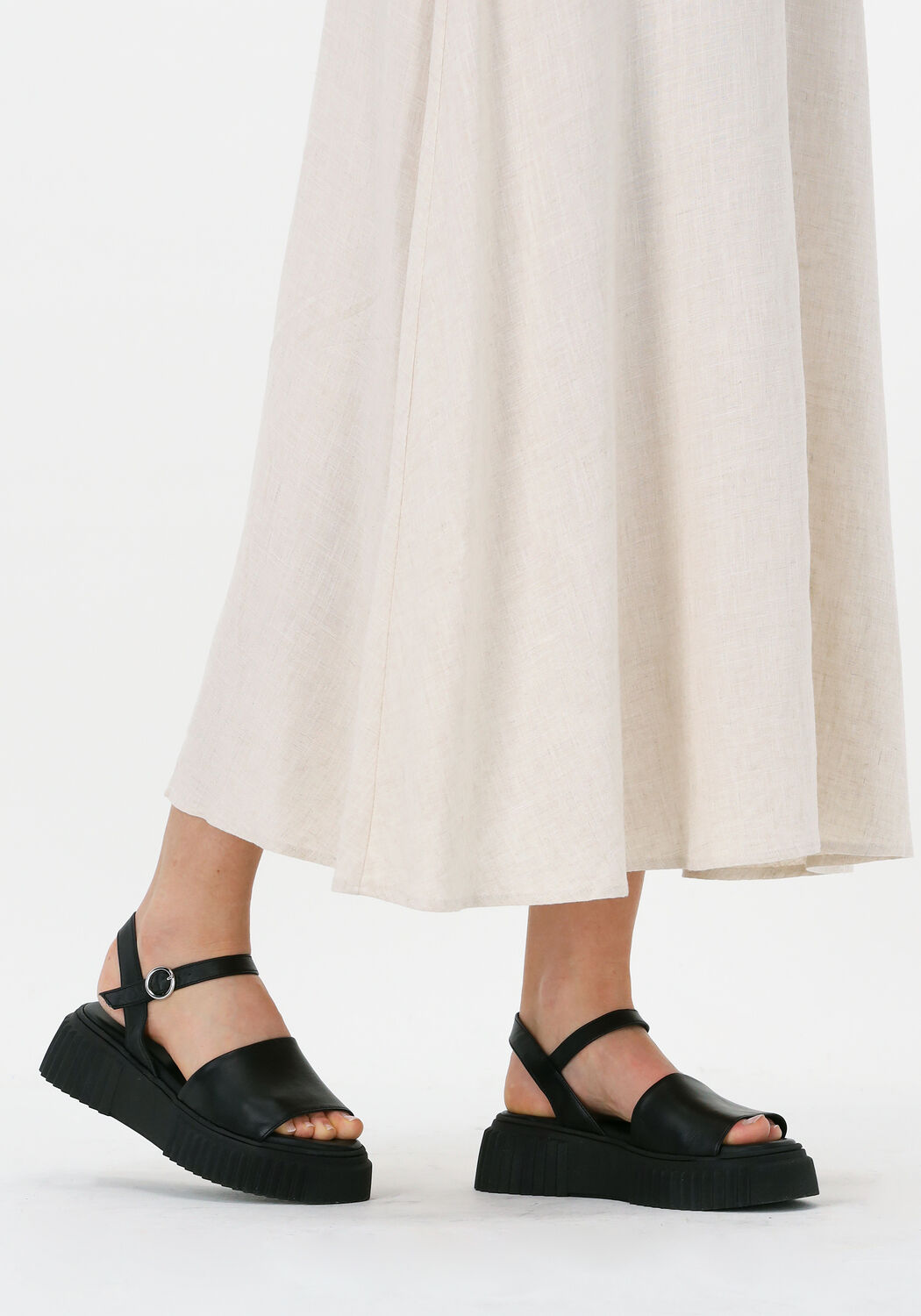 Schwarze RED-RAG Sandalen 79482 - large